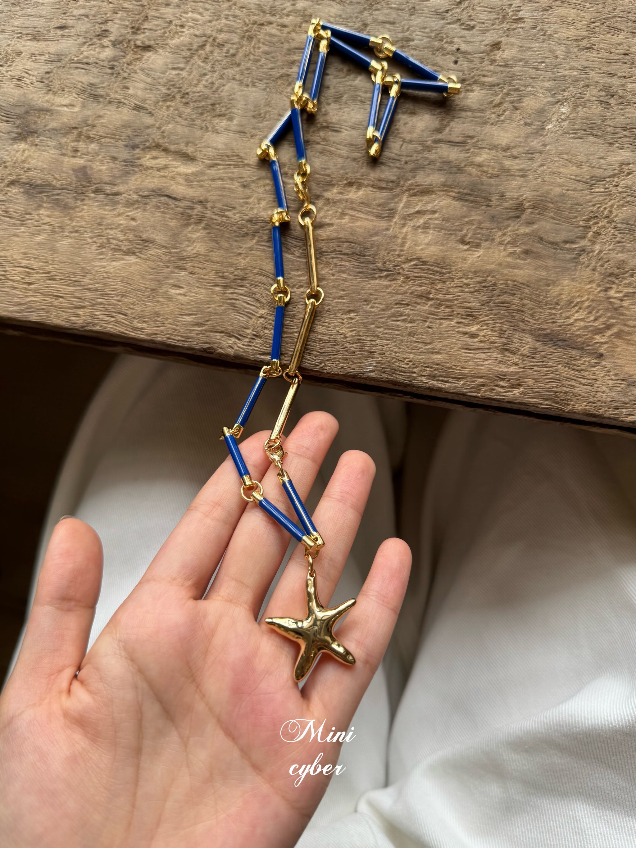 Starry Tidal Necklace