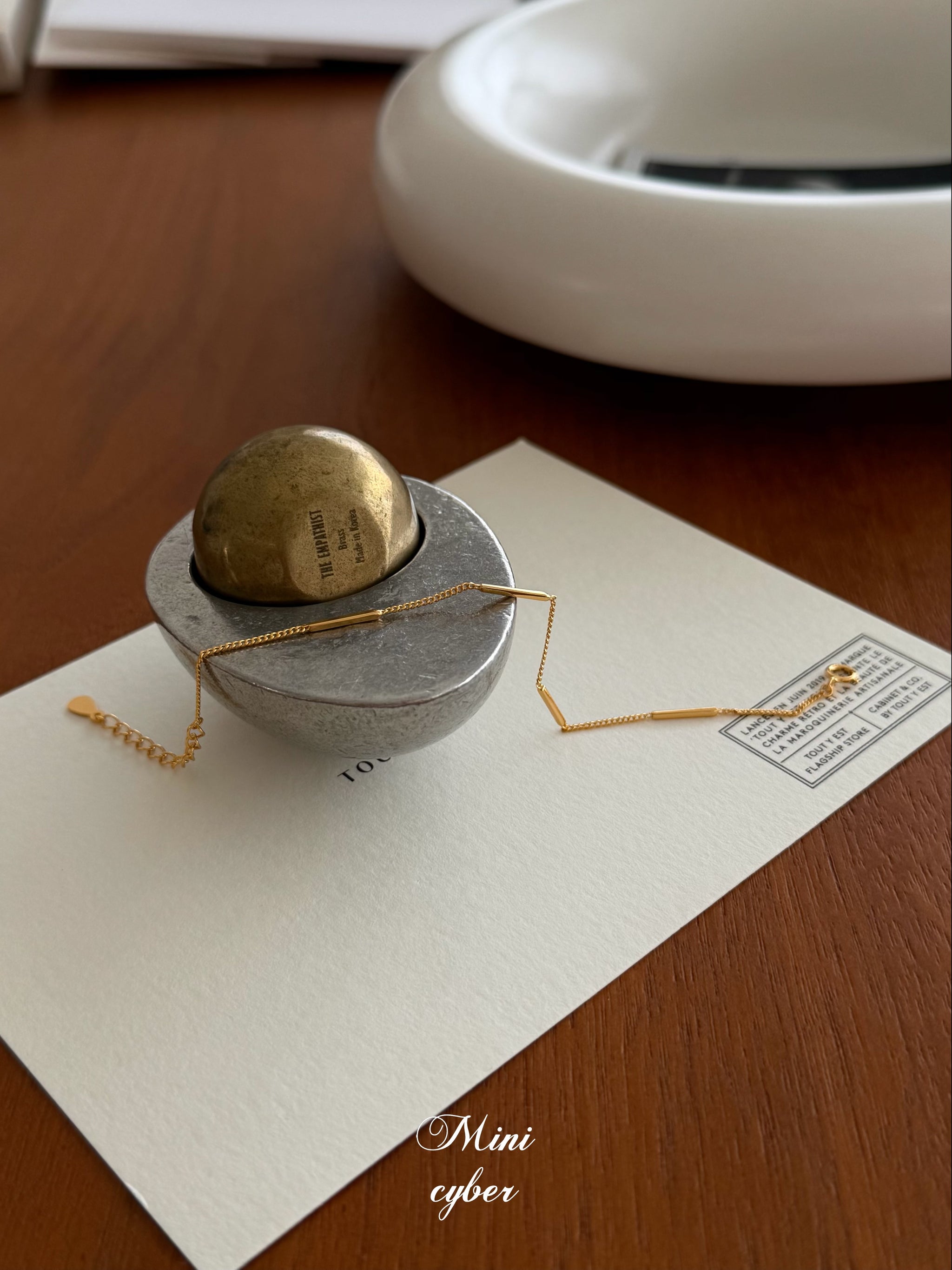 Sleek Link Gold Chain