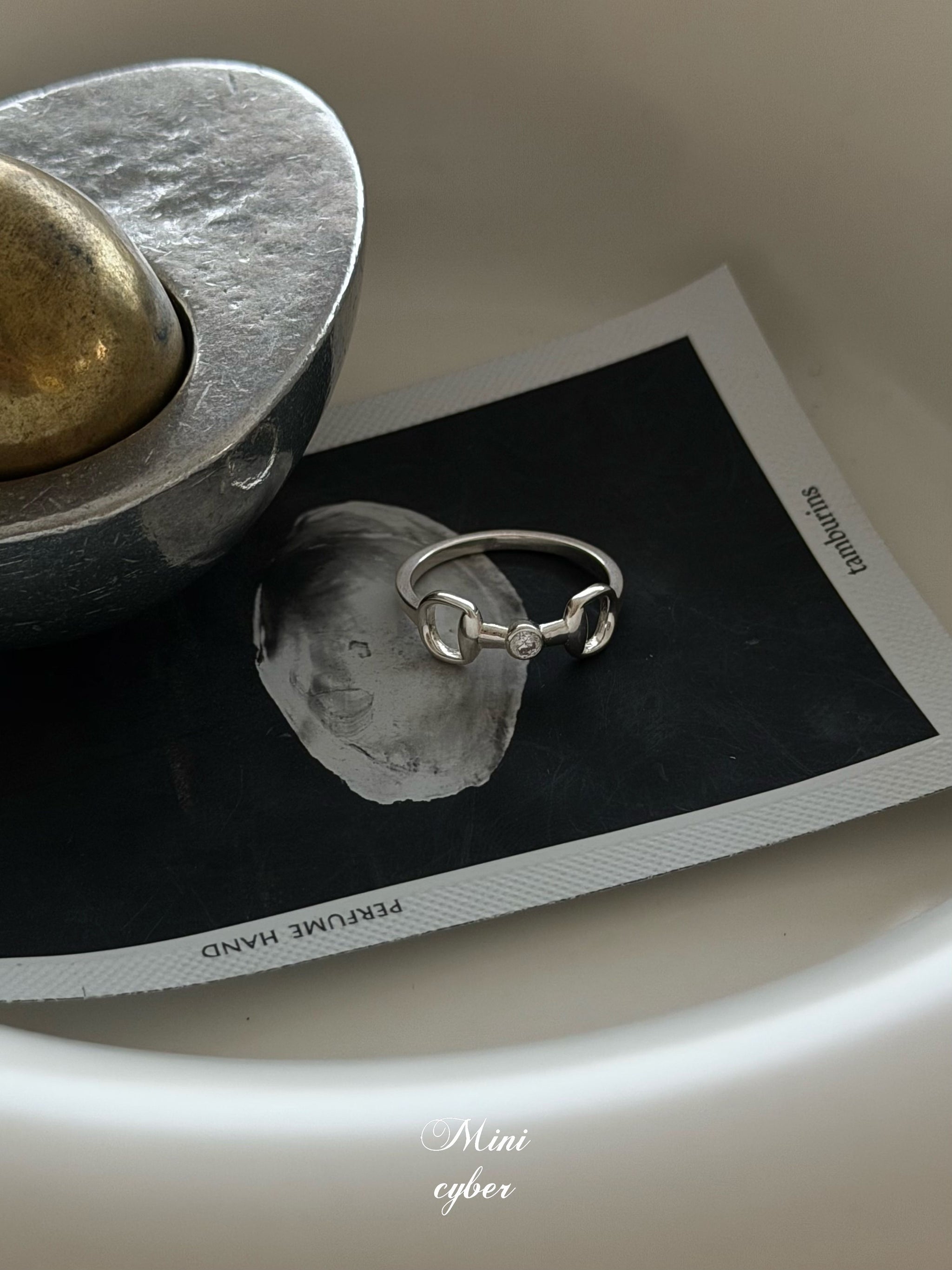 Horseshoe Buckle Ring