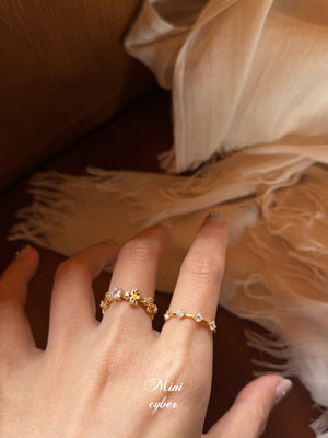 Golden Petal Galaxy Collection
