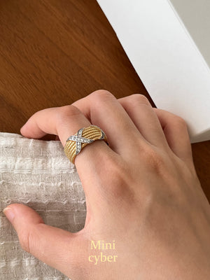 Golden Wide Band Twisted Rope Ring