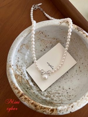 Pearl Fluttering Butterfly Necklace