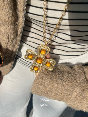 Golden Fortune Clover Necklace