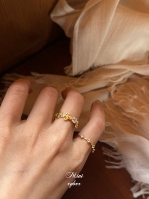 Golden Petal Galaxy Collection