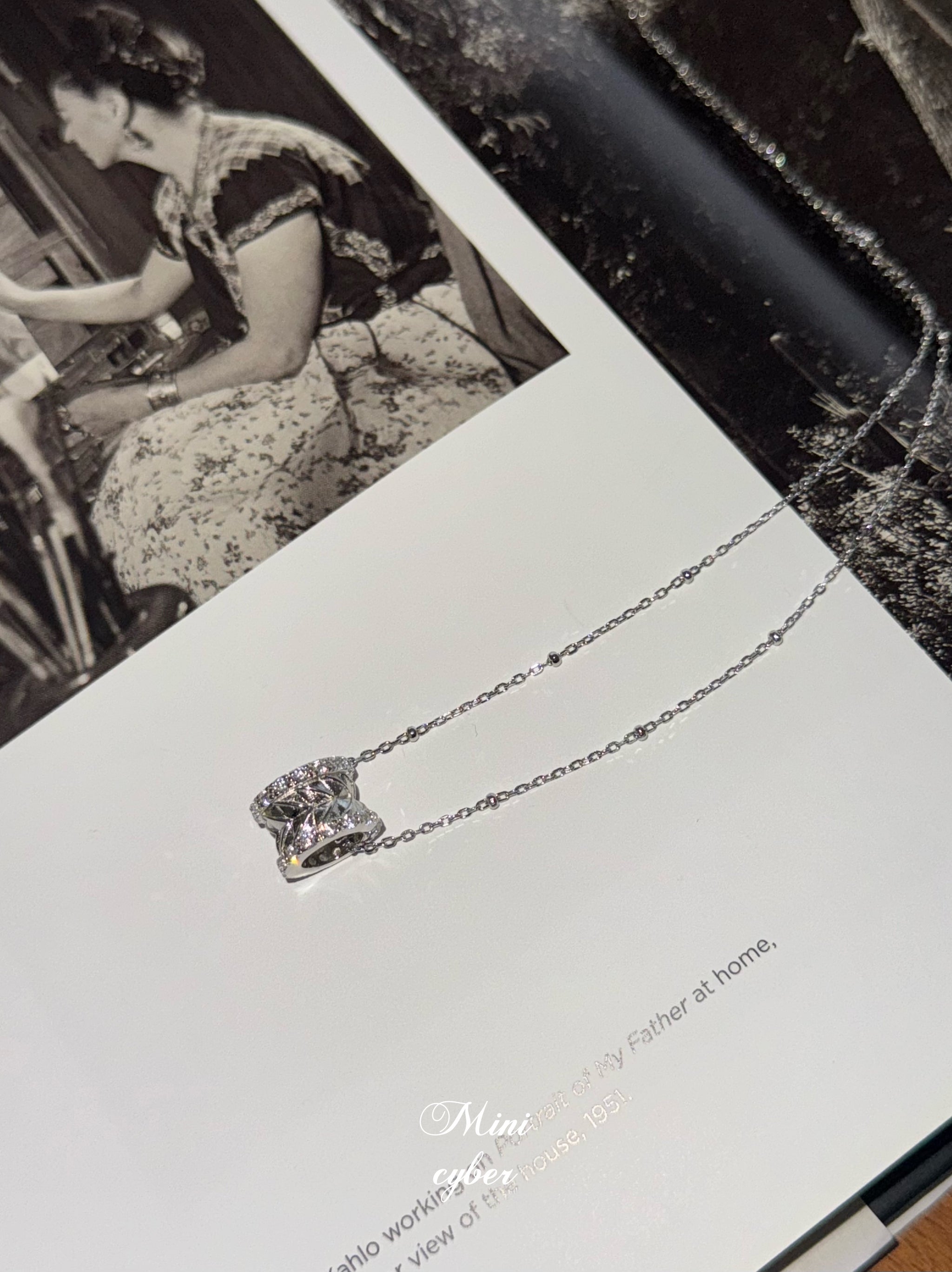 Lucky Wheat Ear Roller Necklace