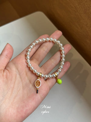 Elegant Ace Pearl Bracelet