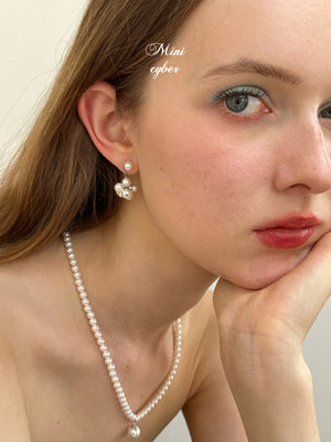 Bountiful Pearl Drops Earrings