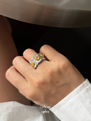 Gem Daisy Sterling Ring Collection
