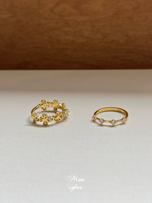 Golden Petal Galaxy Collection
