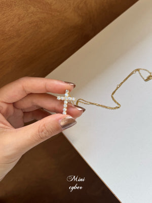 Gilded Glow Necklace Collection