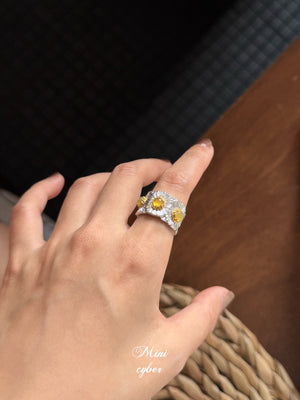 Gem Daisy Sterling Ring Collection