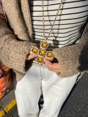 Golden Fortune Clover Necklace