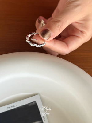 Twisted Ripple Silver Ring