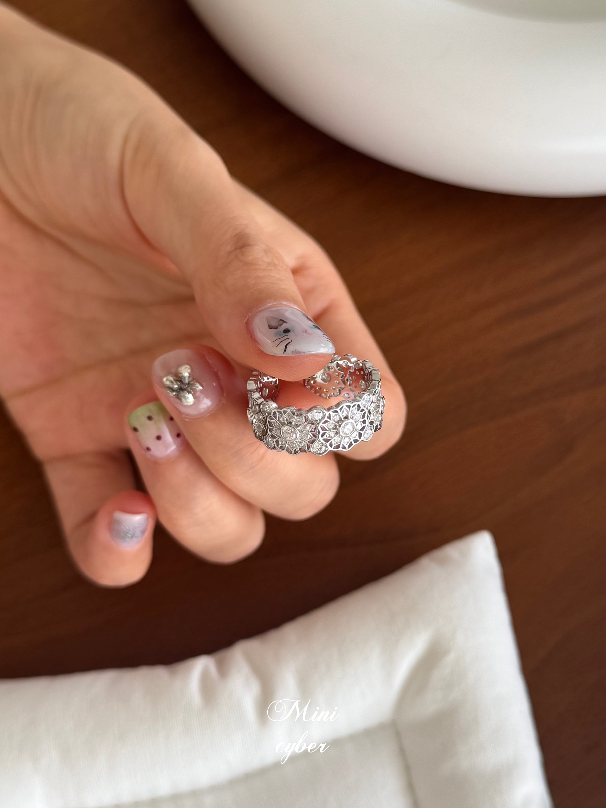 Sunlit Lace Window Ring