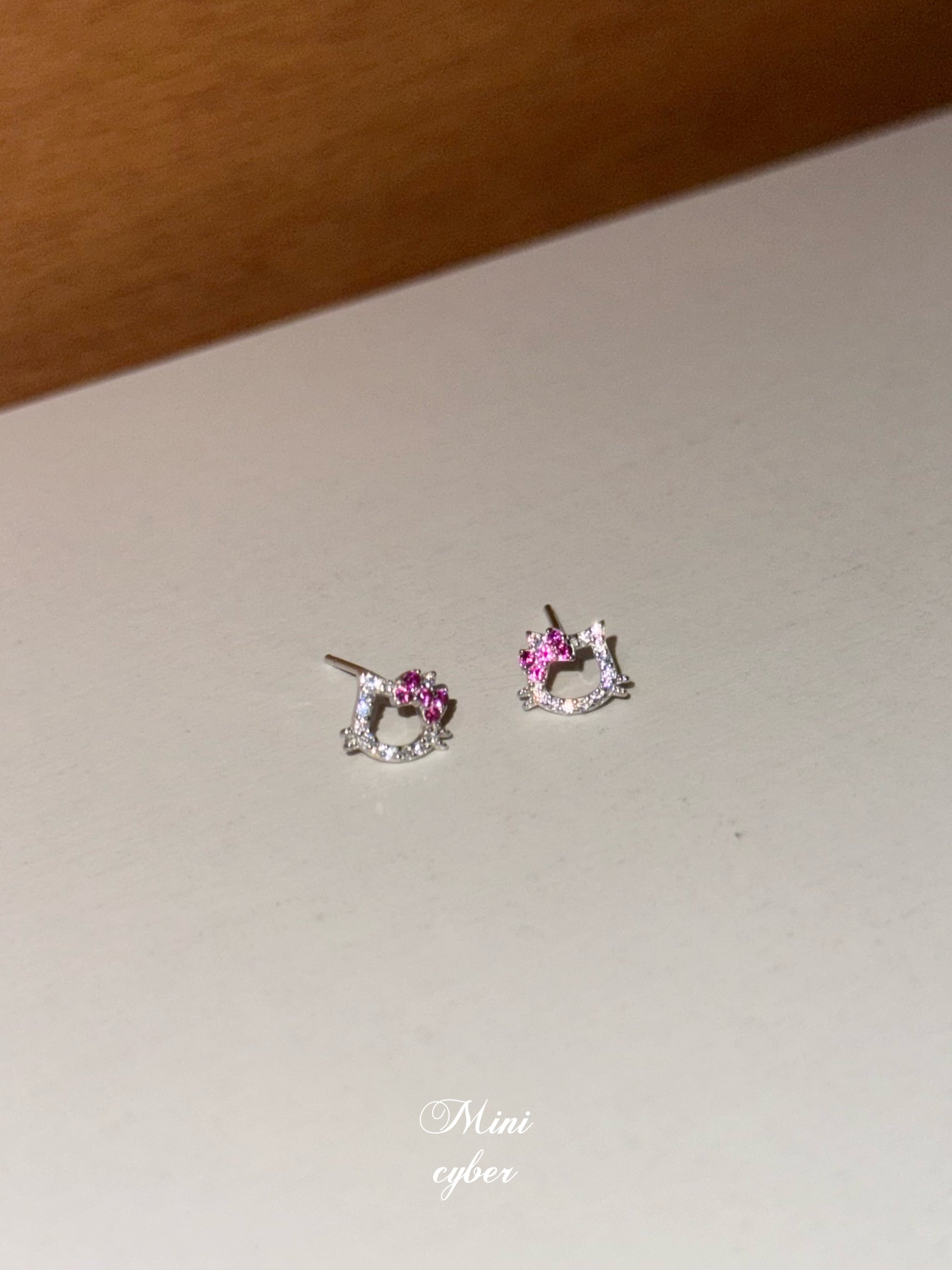 Blush Ear Kitty Zircon Studs