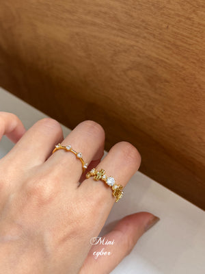Golden Petal Galaxy Collection