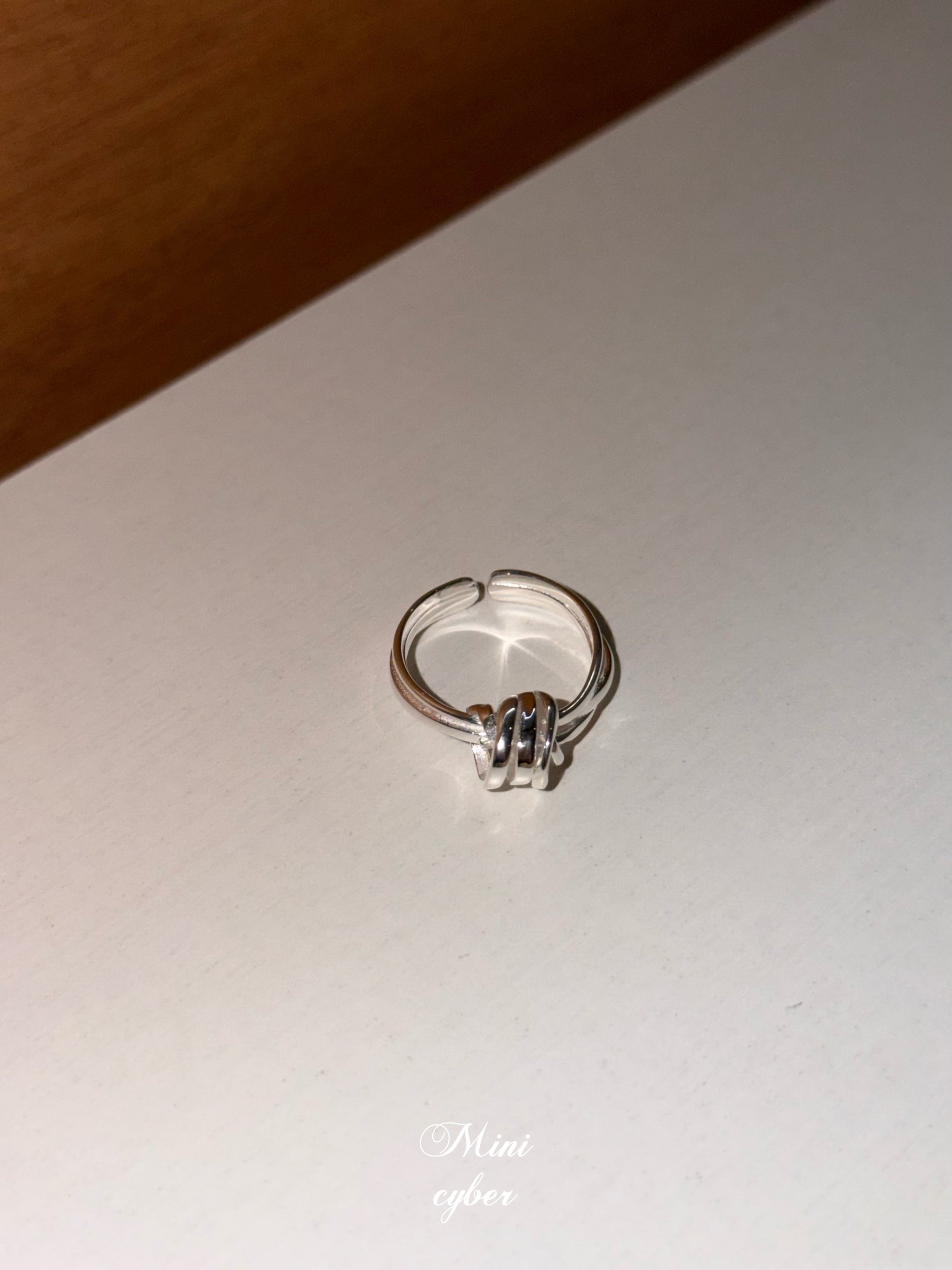Knot Labyrinth Ring
