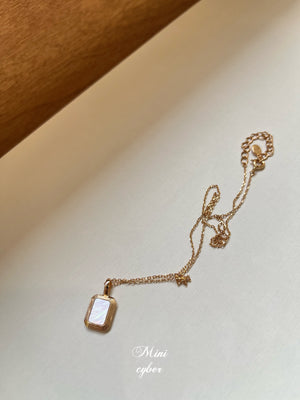 Reversible Onyx & Shell Gold Necklace