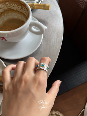 Gem Daisy Sterling Ring Collection