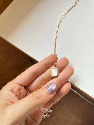 Reversible Onyx & Shell Gold Necklace