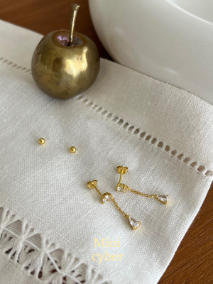 Golden Dewdrop Earrings
